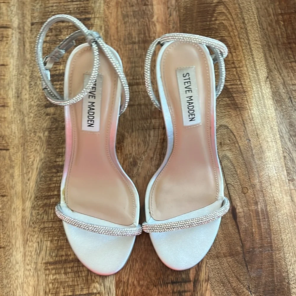 Steve Madden Breslin Heel Size 6 - Picture 4 of 8